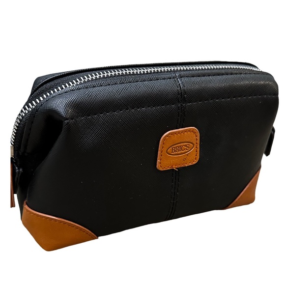 Bric’s Bag, Bric’s Toiletry Bag for Qatar Airways Business Class. - Picture 4 of 5